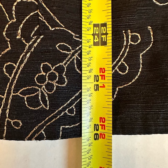 SILKLAND Woman Size 2X Black Silk Floral Paisley Embroidered Jacket - Picture 8 of 9